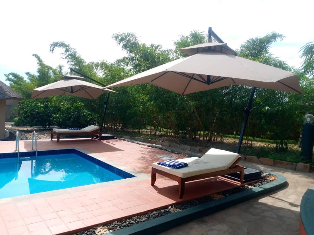 Tilenga Safari Lodge Arua Kültér fotó
